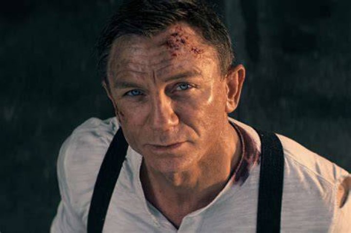 Does James Bond Die
