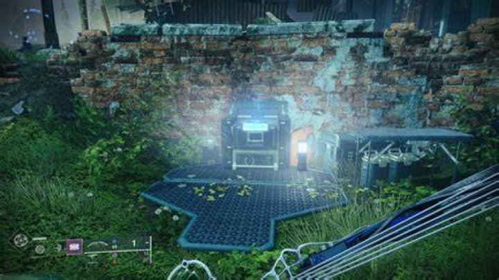 How to Complete the Awaken, Queensguard Quest in Destiny 2 Farm-Holoprojector-Destiny-2