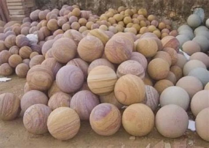 Find-Stone-Balls