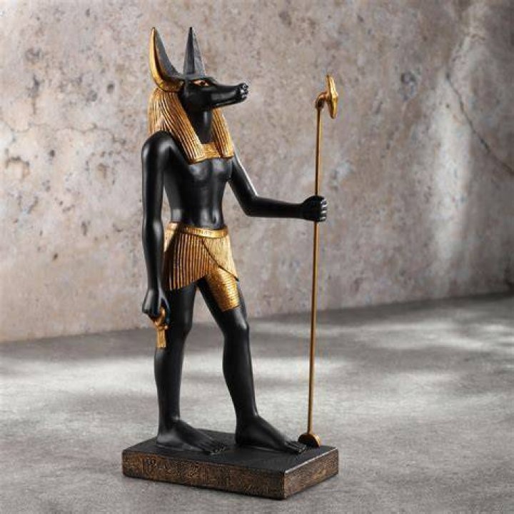 All Legendary Pals in Palworld, Listed Giant-Statue-of-Anubis-in-Palworld