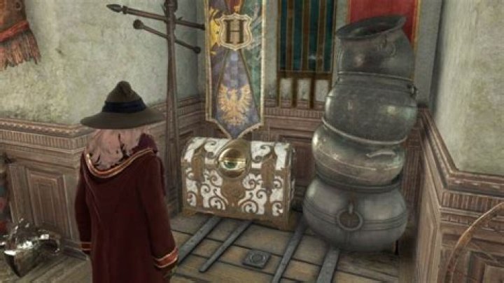 Hogwarts Legacy: All Eye Chest Locations in Hogsmeade Hogsmeade-Eye-Chest-2-in-Hogwarts-Legacy
